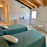 Bed & Breakfast Villavecchia 3*