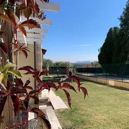 Villavecchia Bed & Breakfast 3*