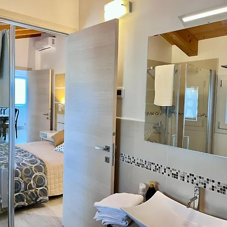 Bed & Breakfast Villavecchia Castegnero