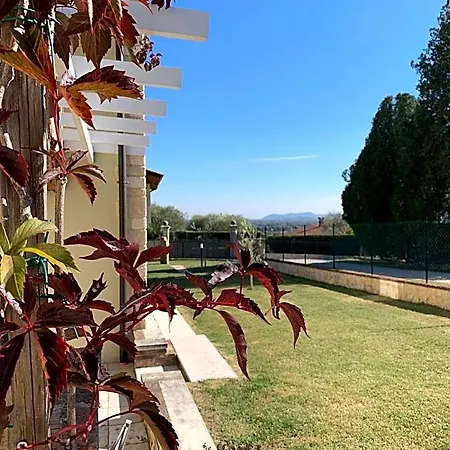 Villavecchia Couette-café 3*